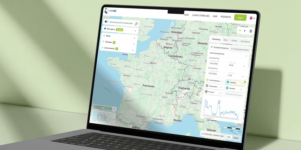 The i-CHANGE monitoring map of Europe on a laptop