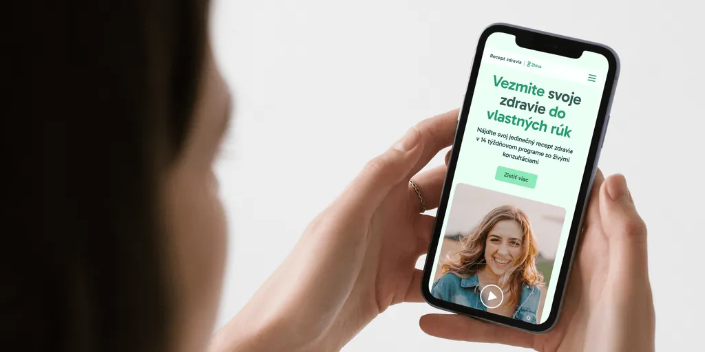 The Zhiva “Recept zdravia” website on a phone: “Vezmite svoje zdravie do vlastných rúk” (take your health into your own hands)
